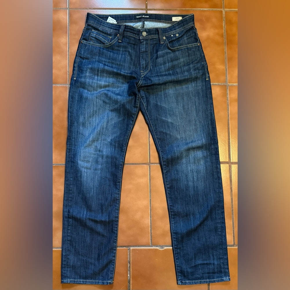 MAVI jean Zach style 34x32 EUC